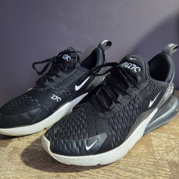 Nike Airmax 270 Sz. 7.5 - Picture 3 of 8